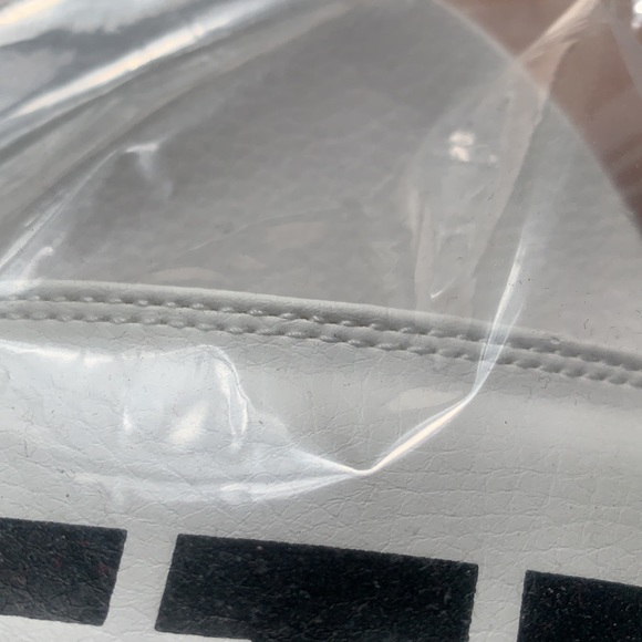 FTP reverse logo slides white size 10 new - Picture 7 of 7